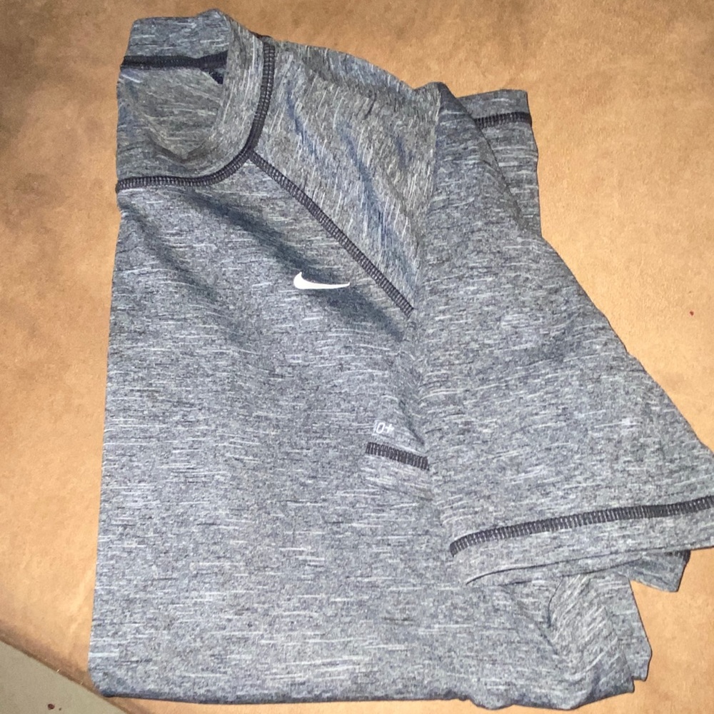 Nike dry-fit tee